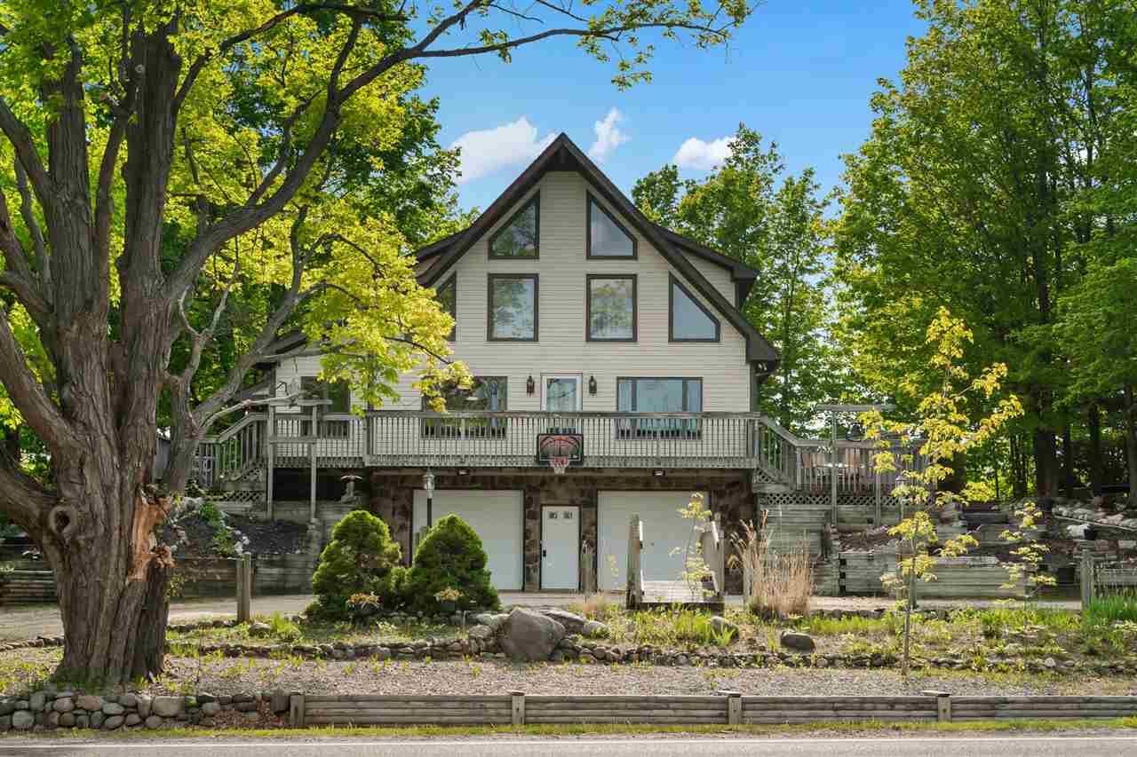 10370 Boyne City Rd Road