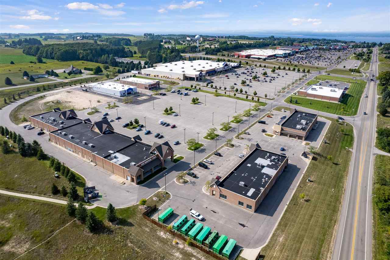 Petoskey, Michigan 49770, United States, ,Commercial,Active,18473