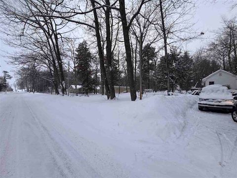 10377 Wheeling Road Carp Lake MI 49718