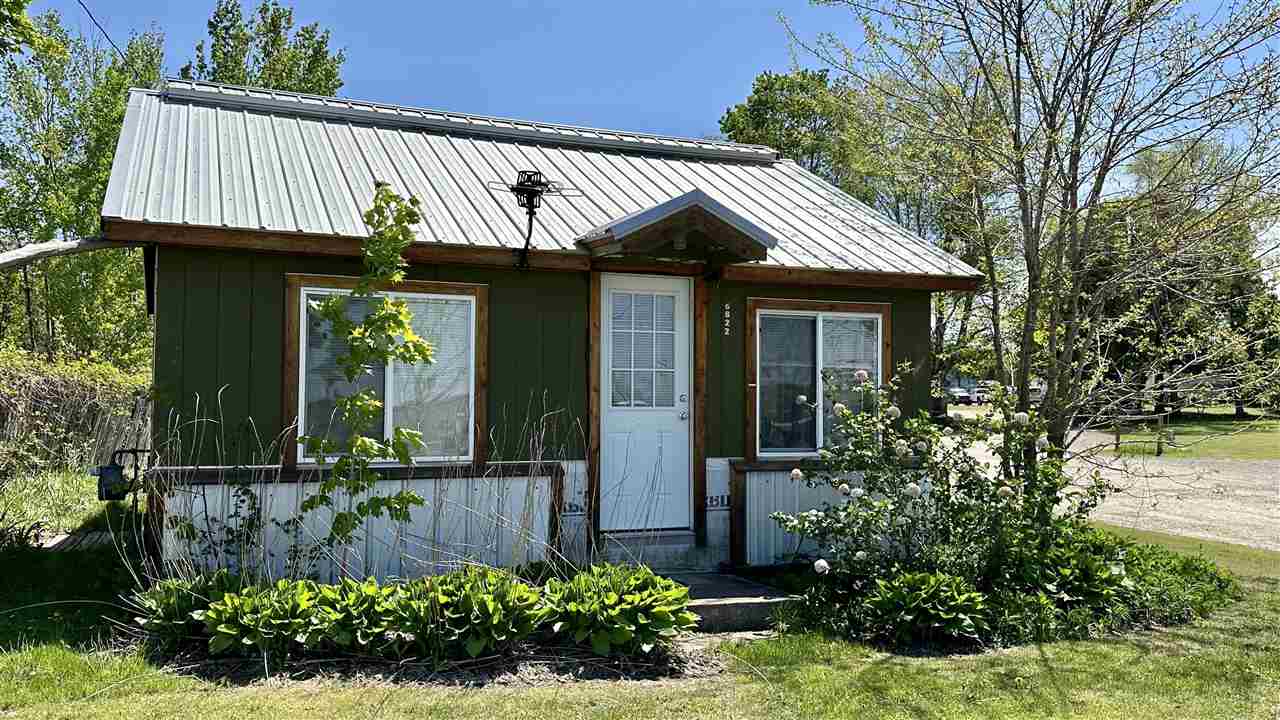 Charlevoix, Michigan 49720, United States, 7 Bedrooms Bedrooms, ,7 BathroomsBathrooms,Commercial,Active,72804