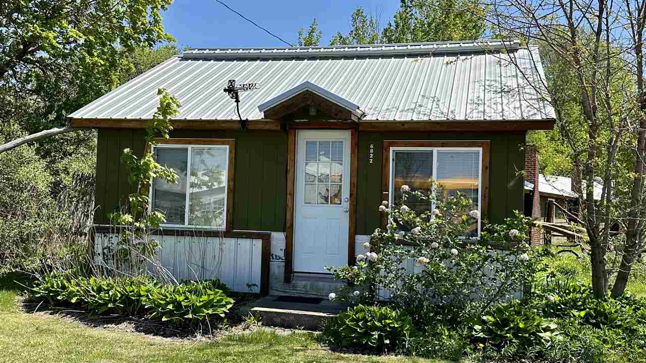 Charlevoix, Michigan 49720, United States, 7 Bedrooms Bedrooms, ,7 BathroomsBathrooms,Commercial,Active,72804