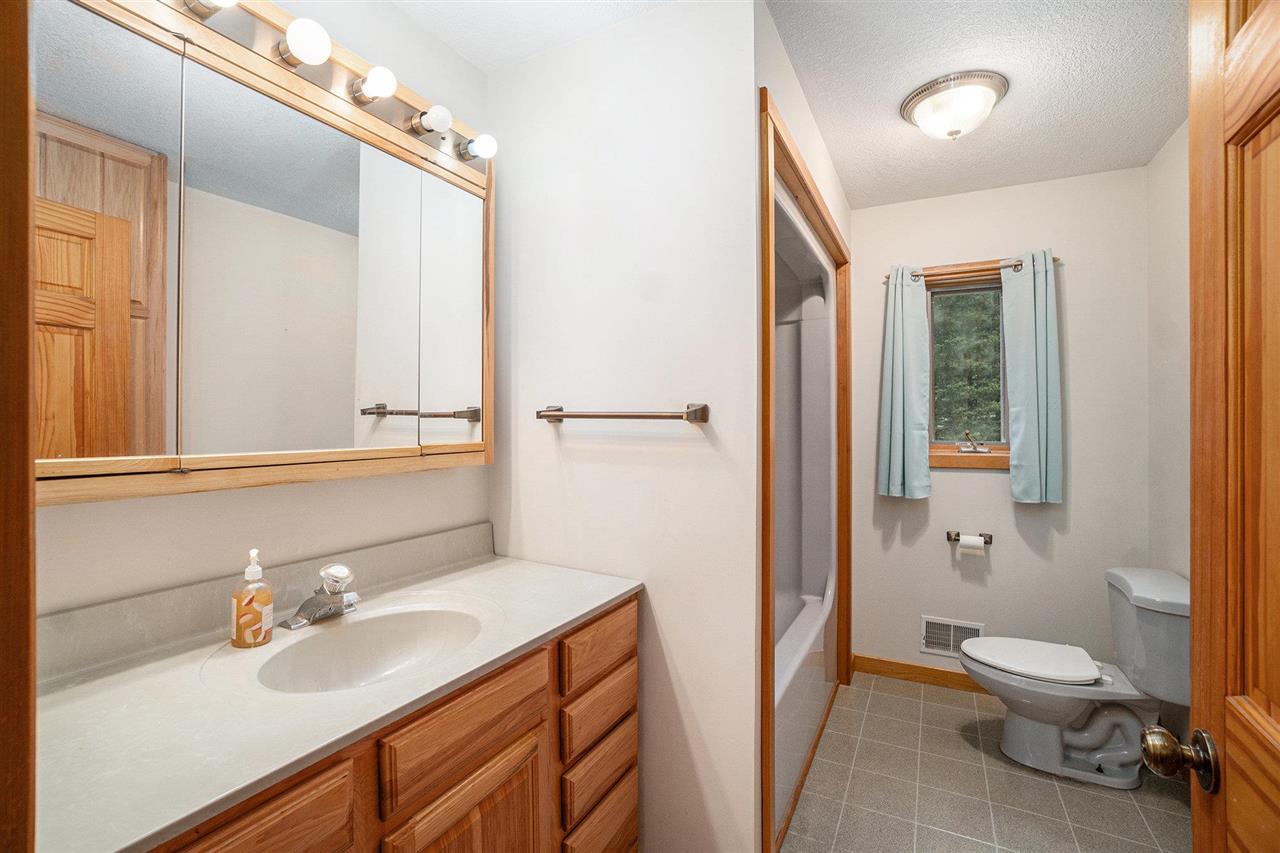 Boyne City, Michigan 49712, United States, 3 Bedrooms Bedrooms, ,3 BathroomsBathrooms,Residential,Active,135543