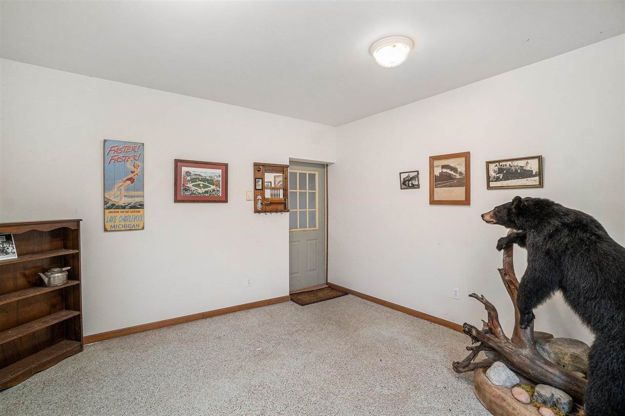 Boyne City, Michigan 49712, United States, 3 Bedrooms Bedrooms, ,3 BathroomsBathrooms,Residential,Active,135543