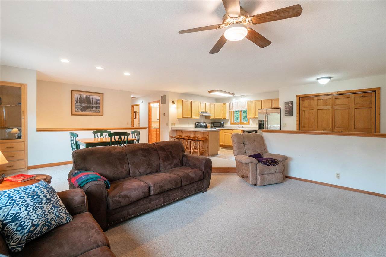 Boyne City, Michigan 49712, United States, 3 Bedrooms Bedrooms, ,3 BathroomsBathrooms,Residential,Active,135543