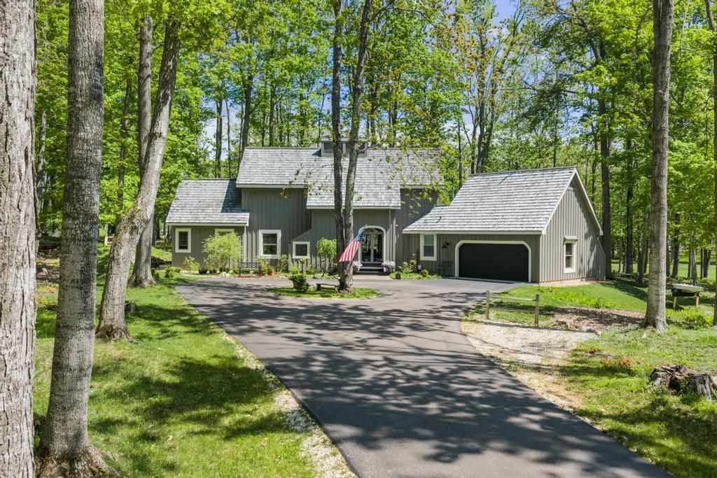 2029 Greenbriar