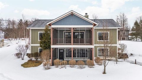 2574 Highlander Drive Harbor Springs MI 49740