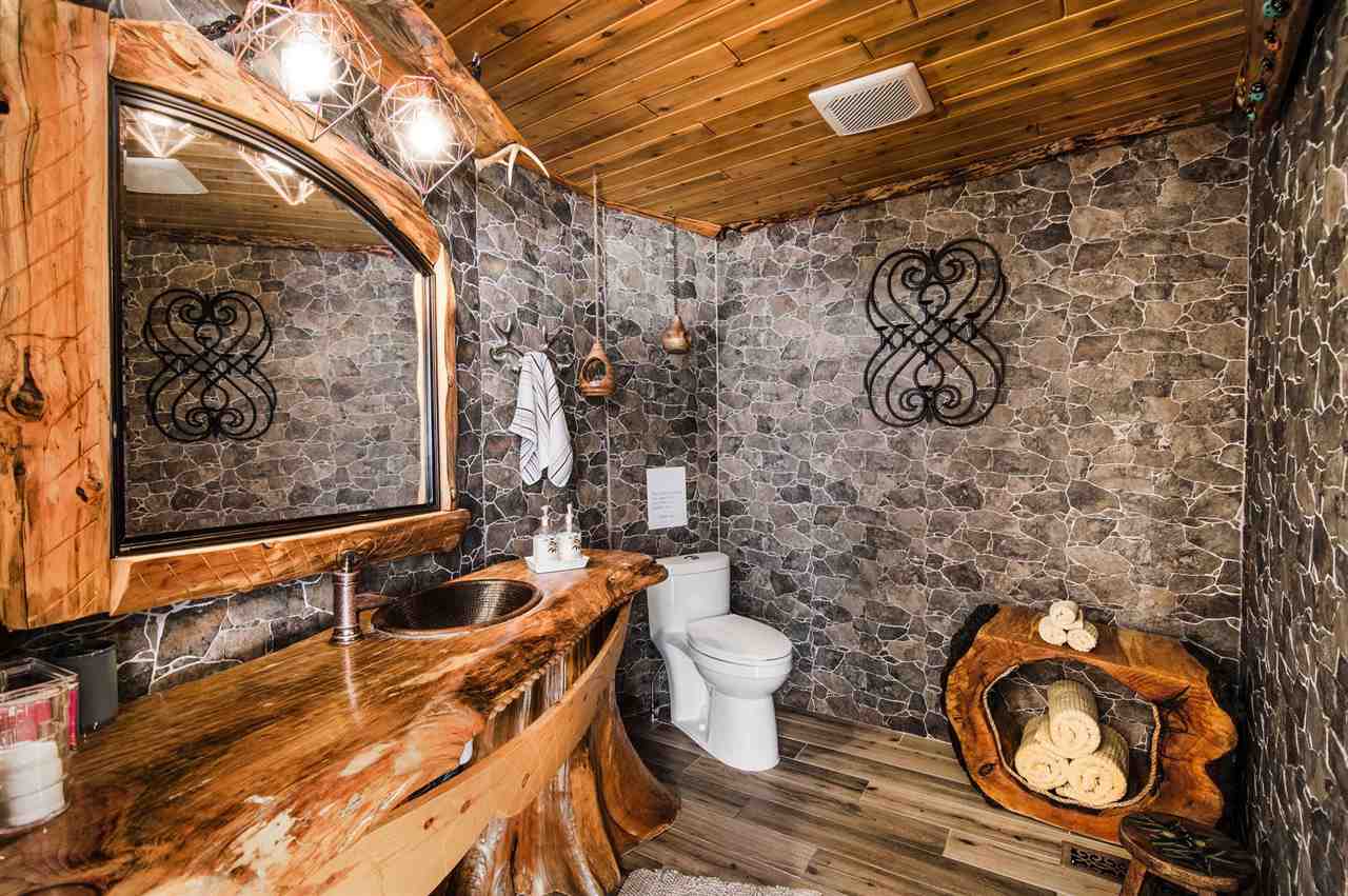 Boyne Falls, Michigan 49713, United States, 3 Bedrooms Bedrooms, ,2 BathroomsBathrooms,Residential,Active,7716