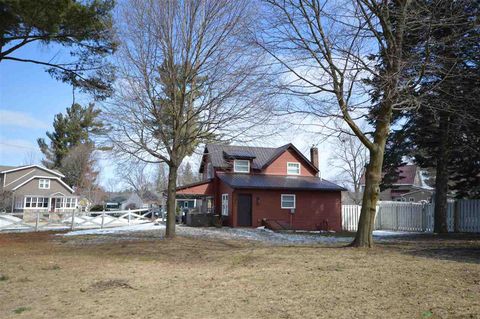 133 Cherry Street Boyne City MI 49712