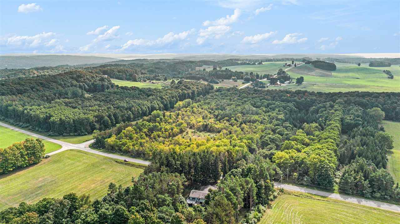 Central Lake, Michigan 49622, United States, 4 Bedrooms Bedrooms, ,2 BathroomsBathrooms,Residential,Active,215337