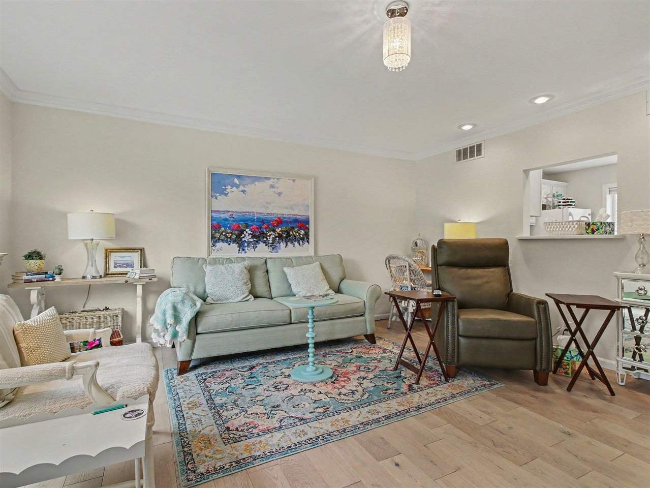 827 Arlington Ave