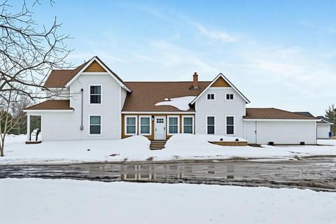 2523 Howard Road Petoskey MI 49770