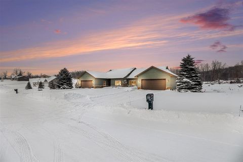 903 Windsong Place Petoskey MI 49770