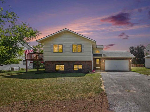 Photo for 512 College View Drive
