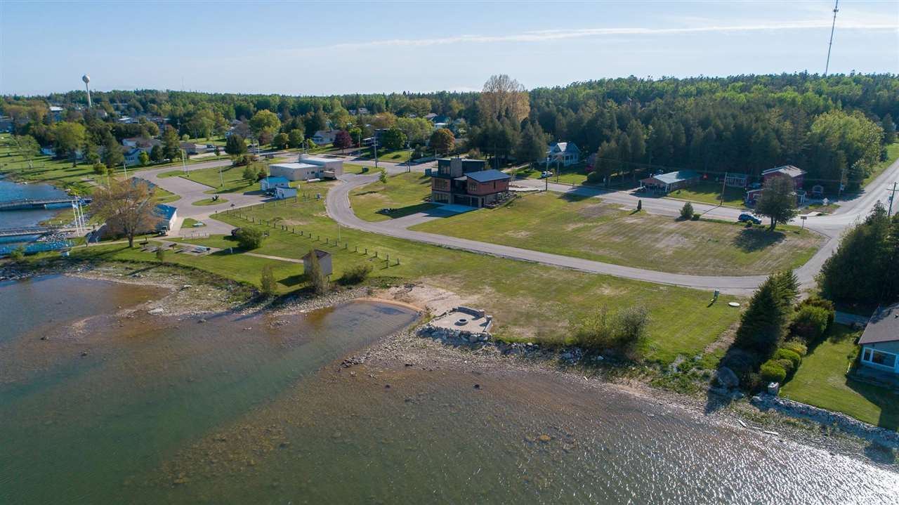 Detour, Michigan 49725, United States, 4 Bedrooms Bedrooms, ,3 BathroomsBathrooms,Commercial,Active,56909