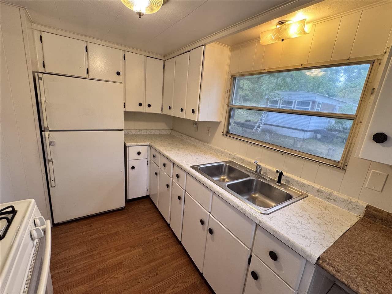 Gaylord, Michigan 49735, United States, 2 Bedrooms Bedrooms, ,1 BathroomBathrooms,Residential,Active,220817