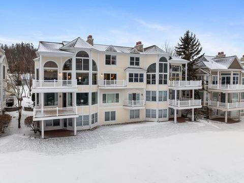 3252 Cliffs Drive Bay Harbor MI 49770