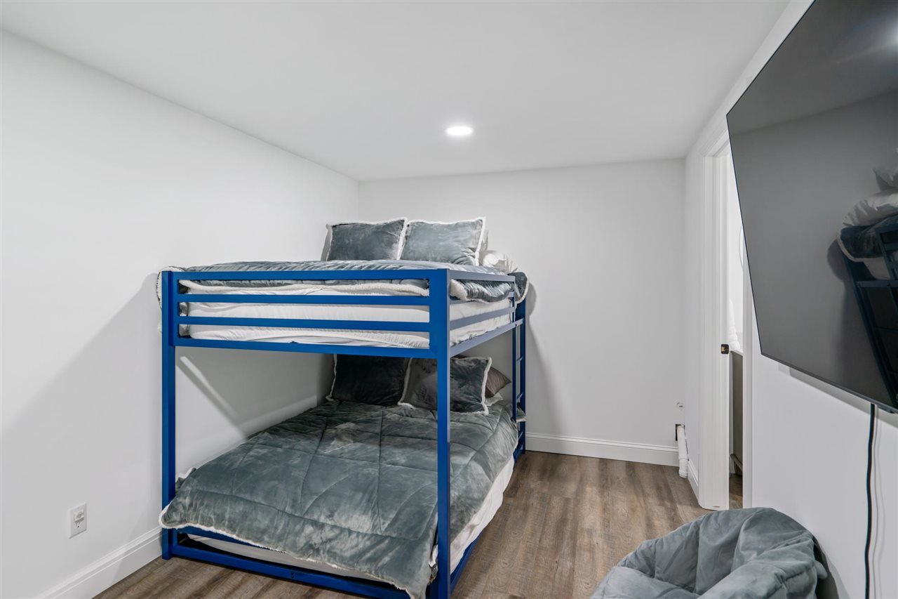 East Jordan, Michigan 49727, United States, 6 Bedrooms Bedrooms, ,7 BathroomsBathrooms,Residential,Active,136841