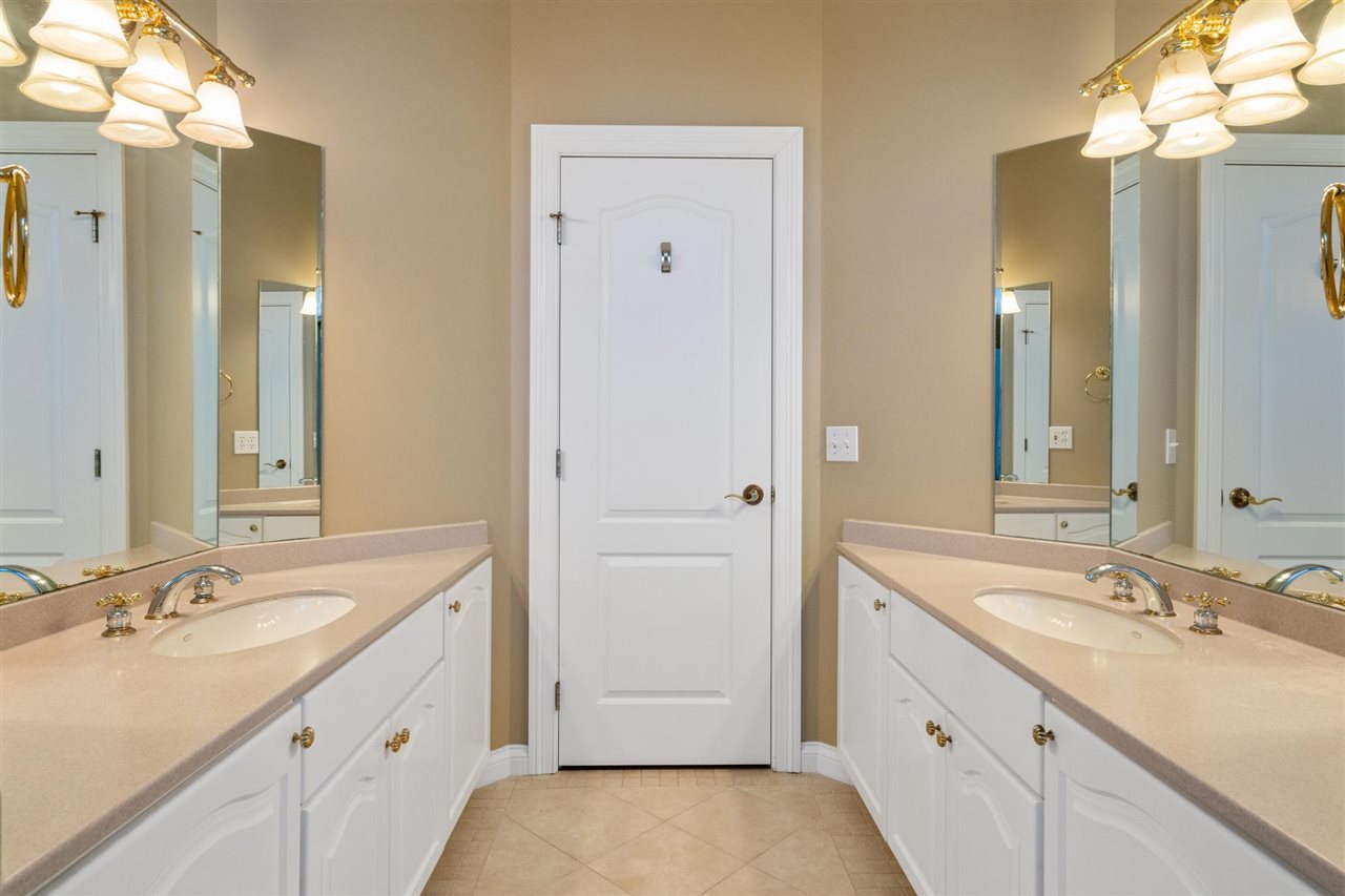 East Jordan, Michigan 49727, United States, 6 Bedrooms Bedrooms, ,7 BathroomsBathrooms,Residential,Active,136841