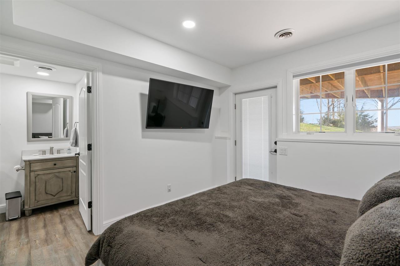 East Jordan, Michigan 49727, United States, 6 Bedrooms Bedrooms, ,7 BathroomsBathrooms,Residential,Active,136841