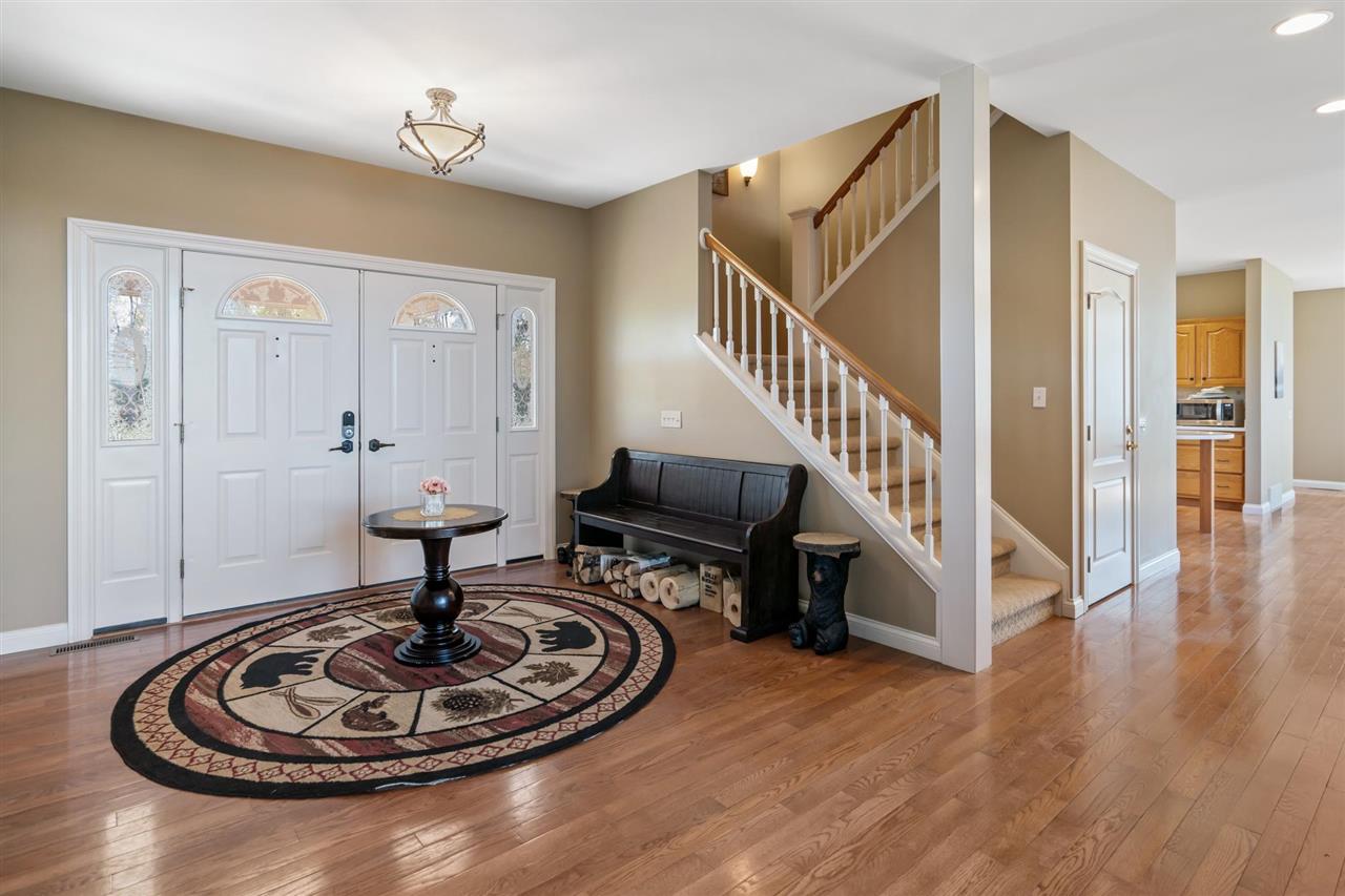 East Jordan, Michigan 49727, United States, 6 Bedrooms Bedrooms, ,7 BathroomsBathrooms,Residential,Active,136841