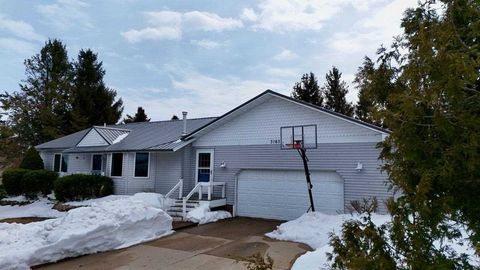 3163 Mayberry Hill Petoskey MI 49770