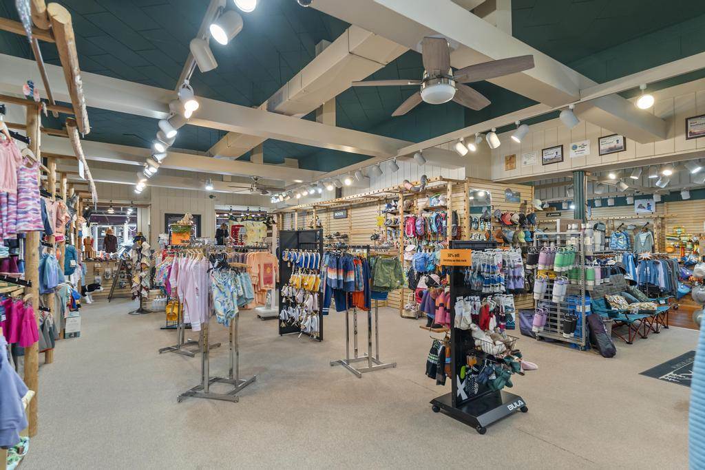 Petoskey, Michigan 49770, United States, ,Commercial,Active,186458