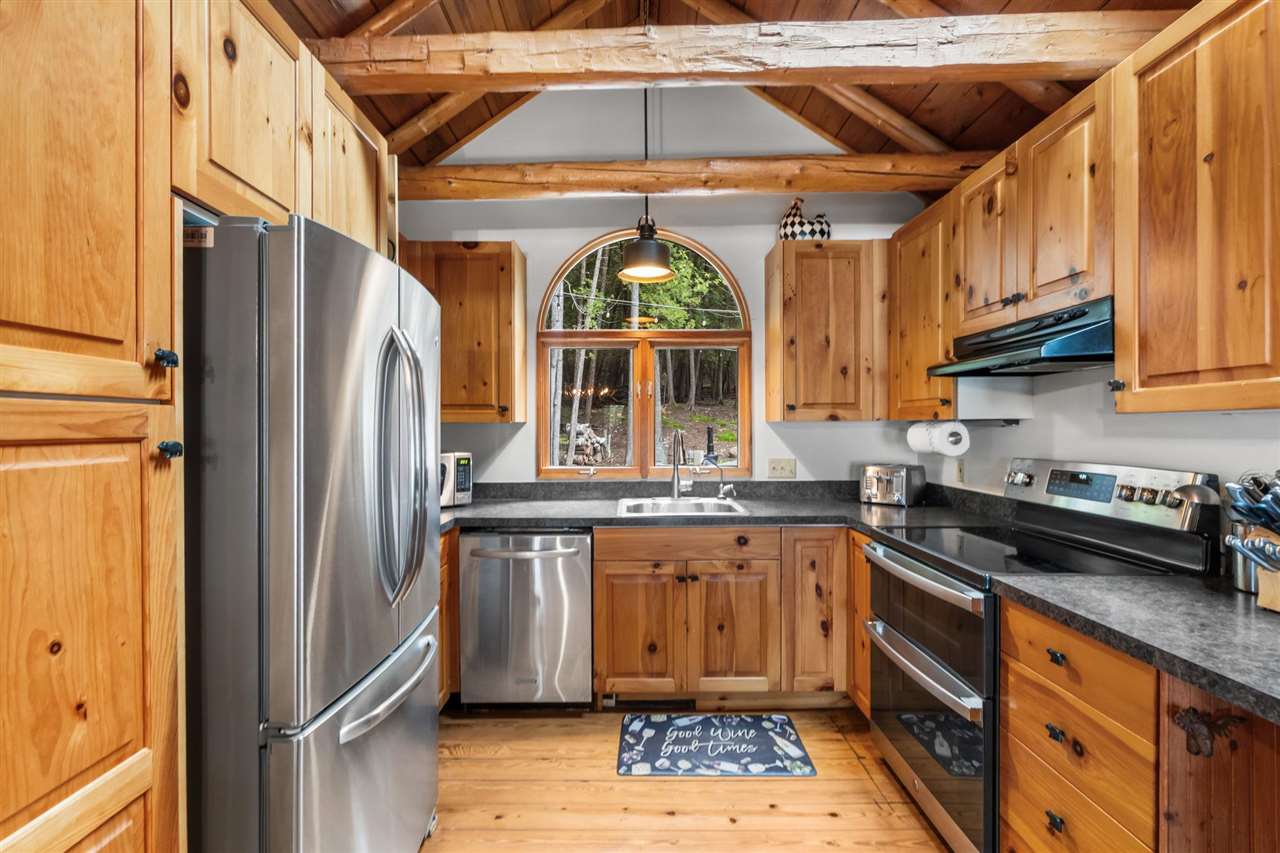 East Jordan, Michigan 49727, United States, 5 Bedrooms Bedrooms, ,2 BathroomsBathrooms,Residential,Active,221749