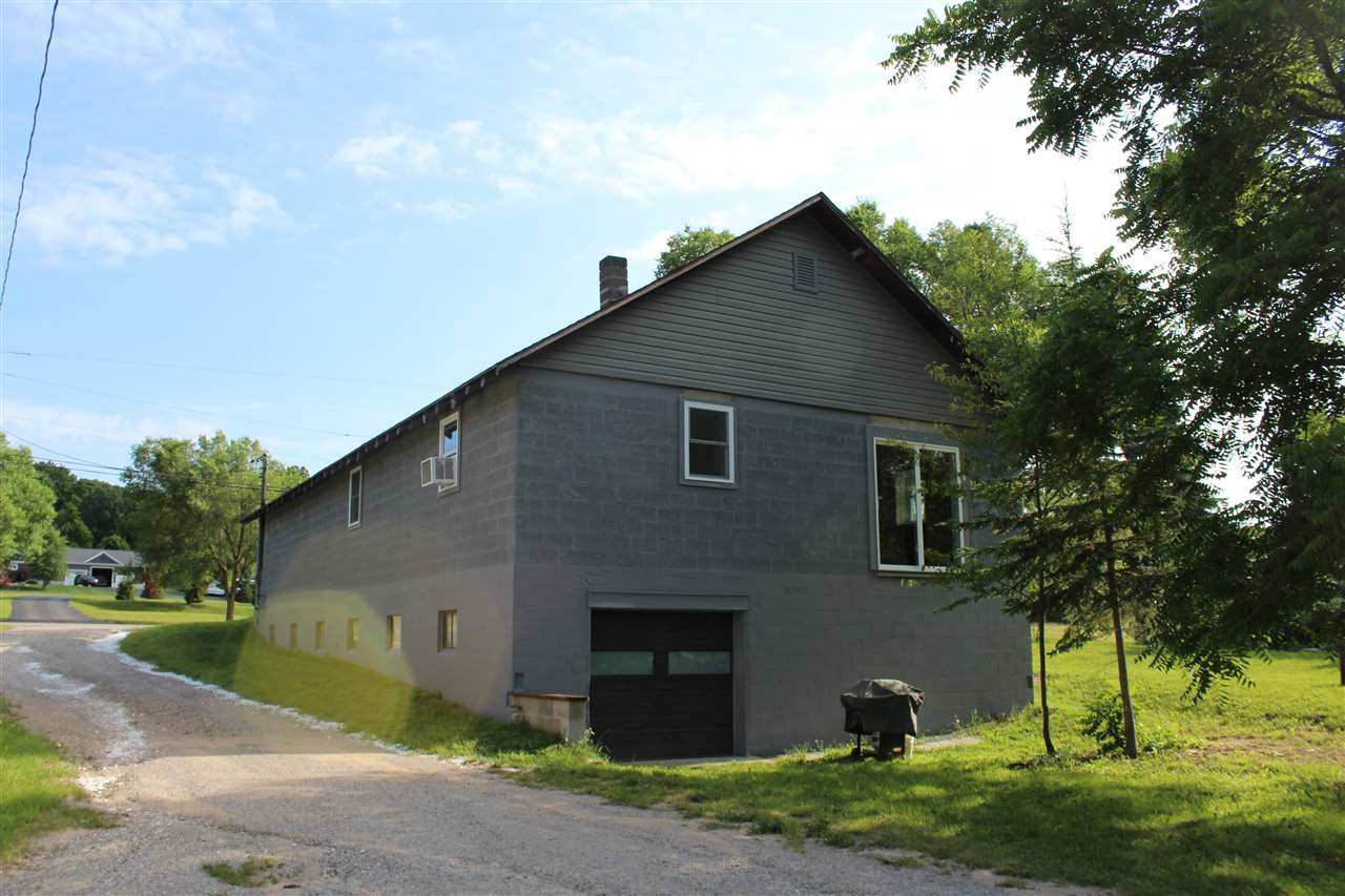 Boyne City, Michigan 49712, United States, 2 Bedrooms Bedrooms, ,2 BathroomsBathrooms,Residential,Active,176436