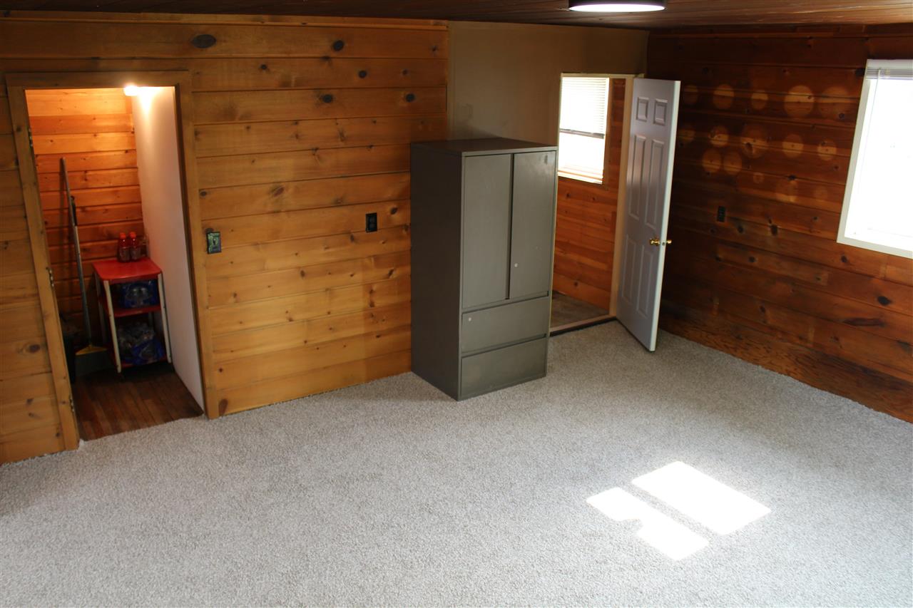 Boyne City, Michigan 49712, United States, 2 Bedrooms Bedrooms, ,2 BathroomsBathrooms,Residential,Active,176436