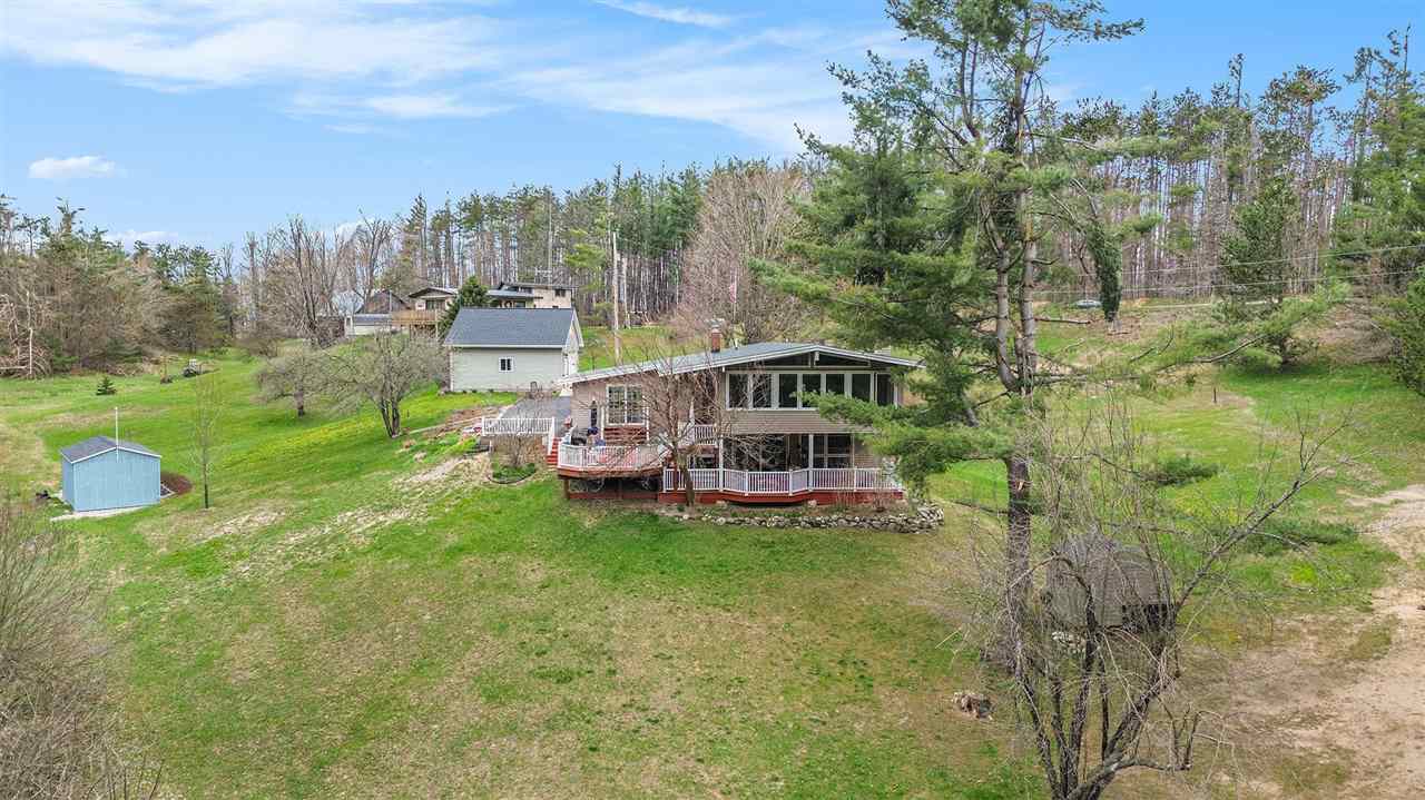 Boyne City, Michigan 49712, United States, 4 Bedrooms Bedrooms, ,2 BathroomsBathrooms,Residential,Active,124555