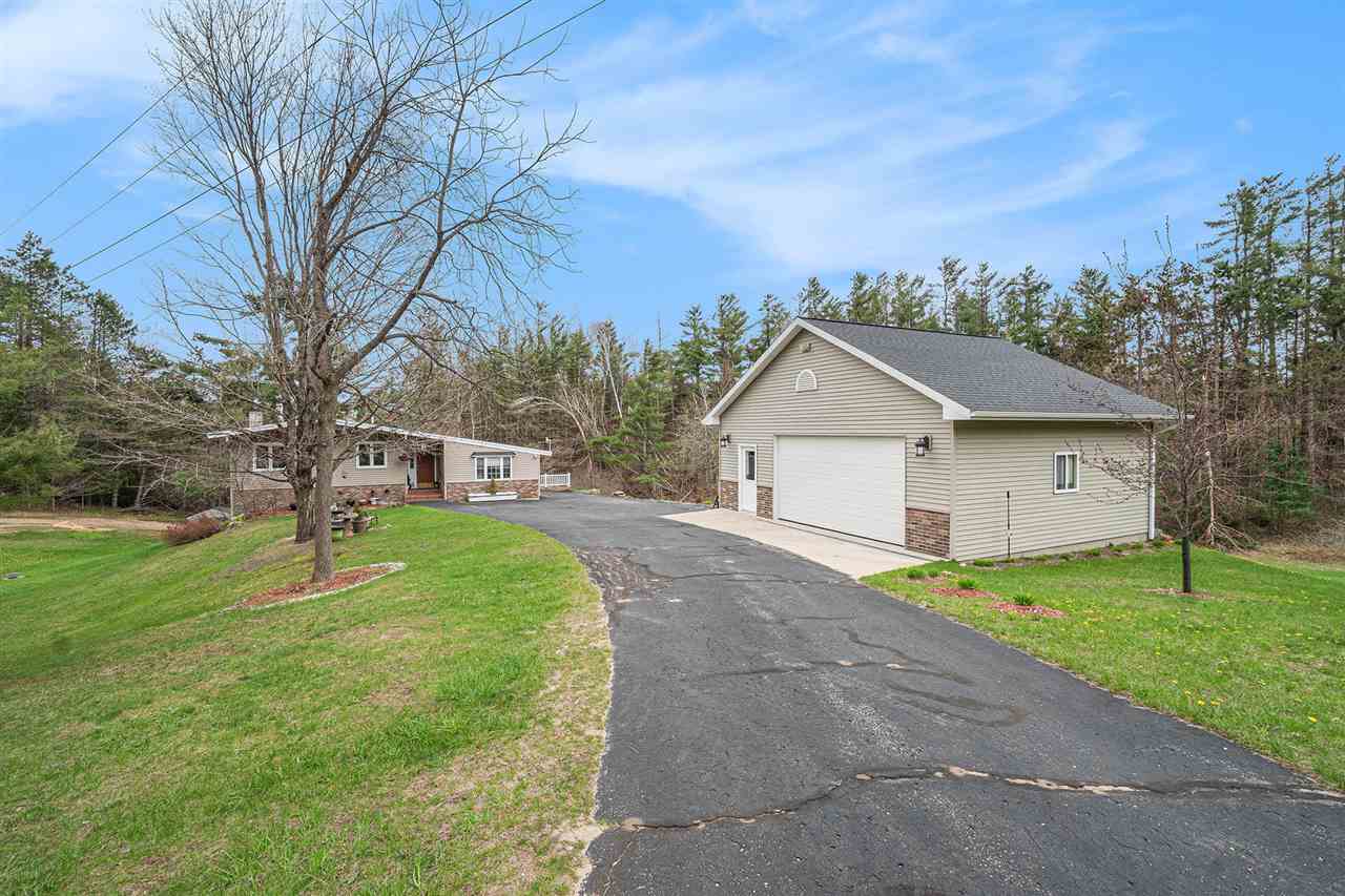 Boyne City, Michigan 49712, United States, 4 Bedrooms Bedrooms, ,2 BathroomsBathrooms,Residential,Active,124555