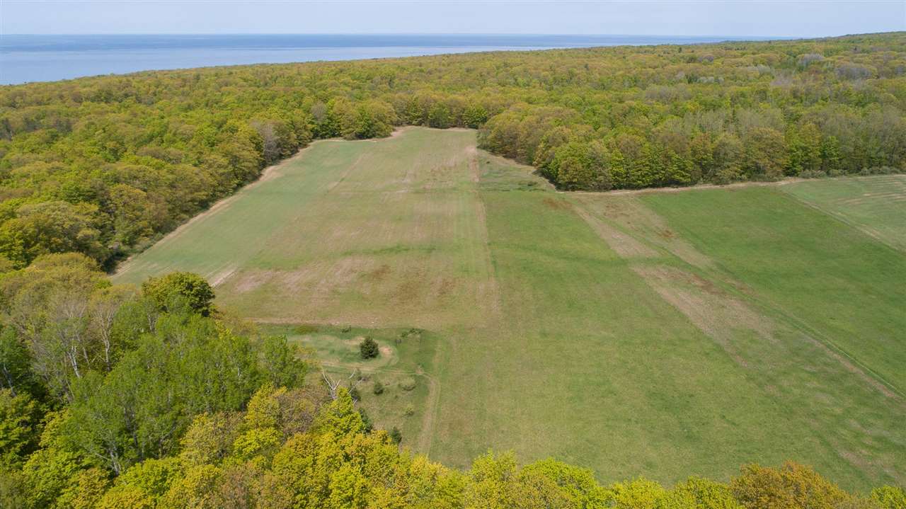 Harbor Springs, Michigan 49740, United States, ,Land,Active,174395