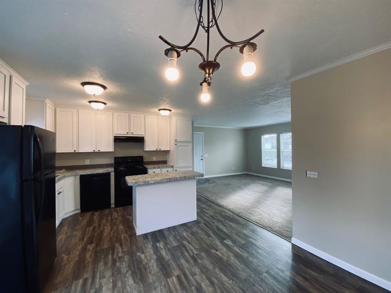 Petoskey, Michigan 49770, United States, 2 Bedrooms Bedrooms, ,2 BathroomsBathrooms,Residential,Active,30138