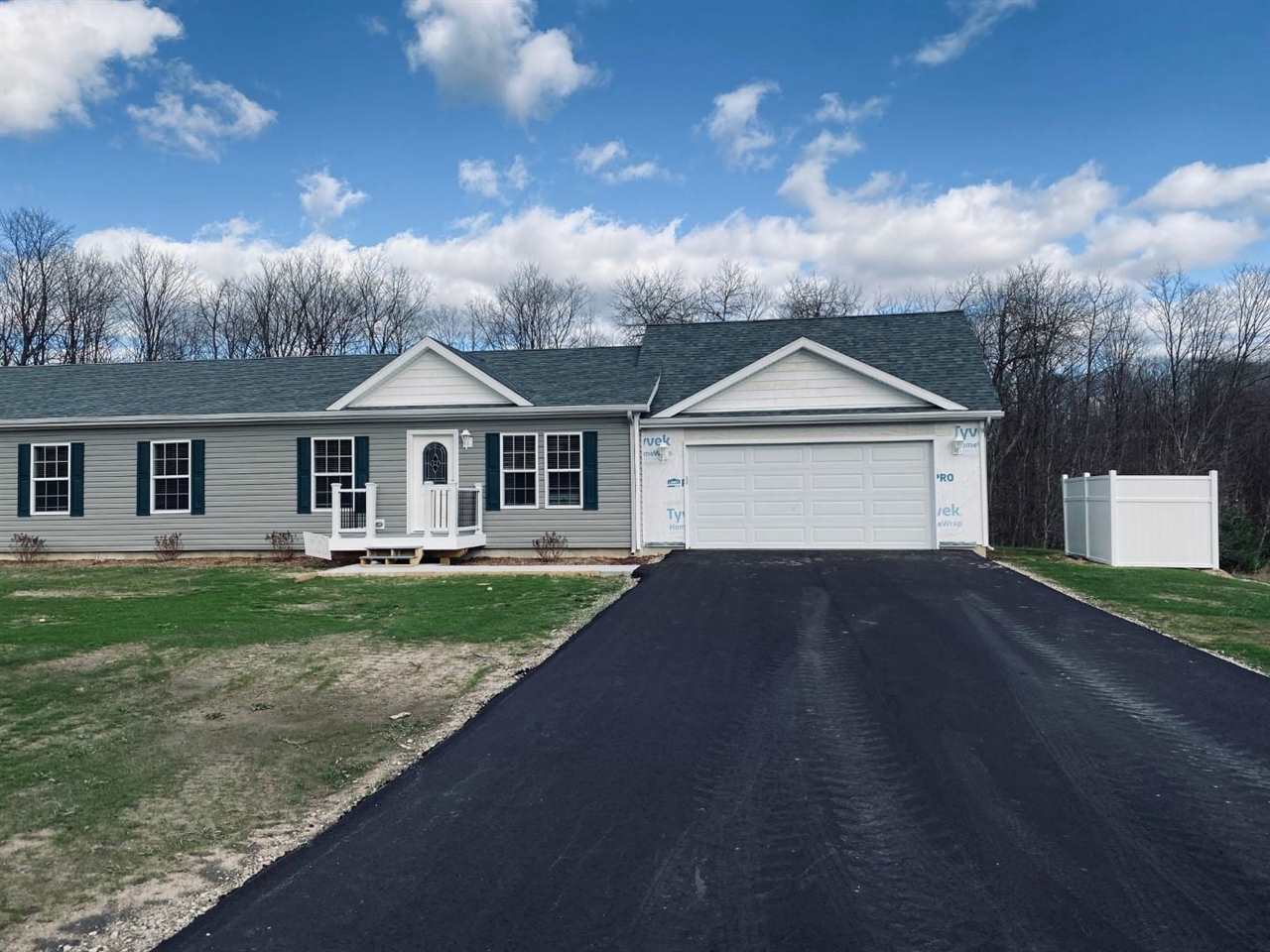 Petoskey, Michigan 49770, United States, 2 Bedrooms Bedrooms, ,2 BathroomsBathrooms,Residential,Active,30138