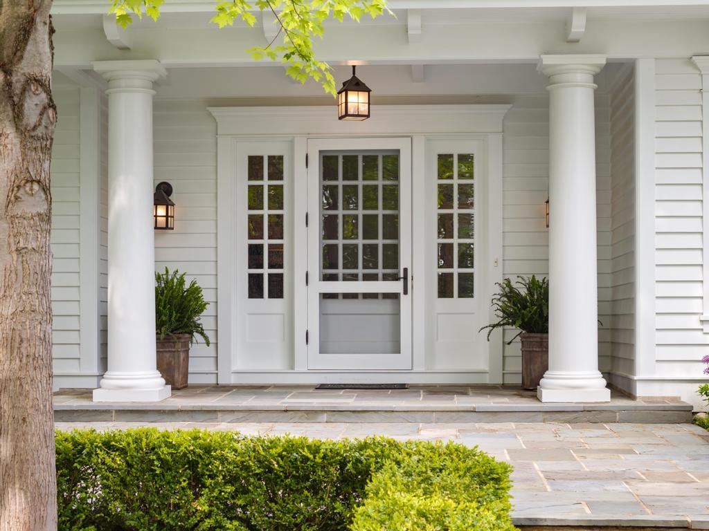 Harbor Springs, Michigan 49740, United States, 4 Bedrooms Bedrooms, ,6 BathroomsBathrooms,Residential,Active,238520