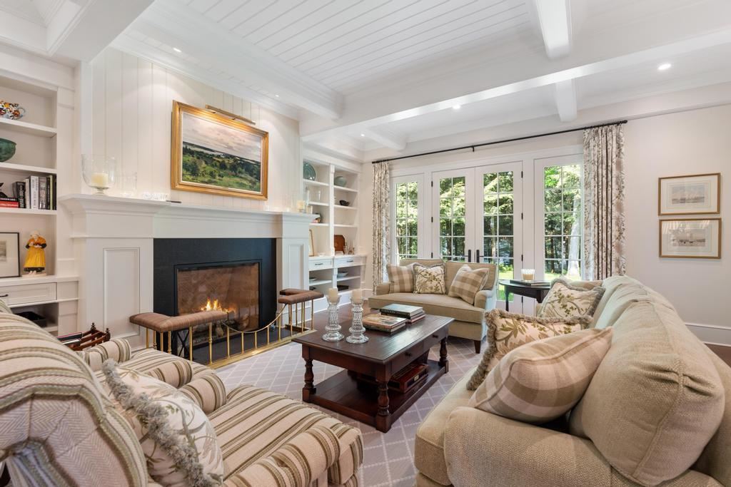 Harbor Springs, Michigan 49740, United States, 4 Bedrooms Bedrooms, ,6 BathroomsBathrooms,Residential,Active,238520