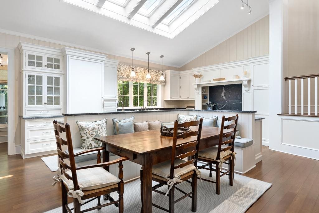 Harbor Springs, Michigan 49740, United States, 4 Bedrooms Bedrooms, ,6 BathroomsBathrooms,Residential,Active,238520