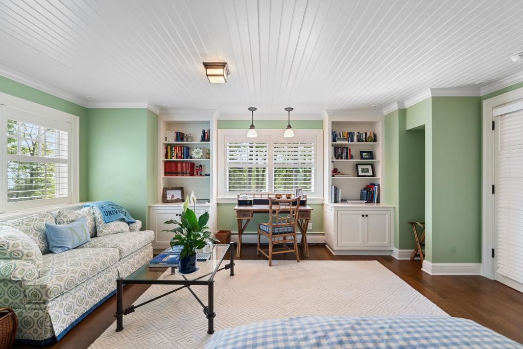 Harbor Springs, Michigan 49740, United States, 4 Bedrooms Bedrooms, ,6 BathroomsBathrooms,Residential,Active,238520