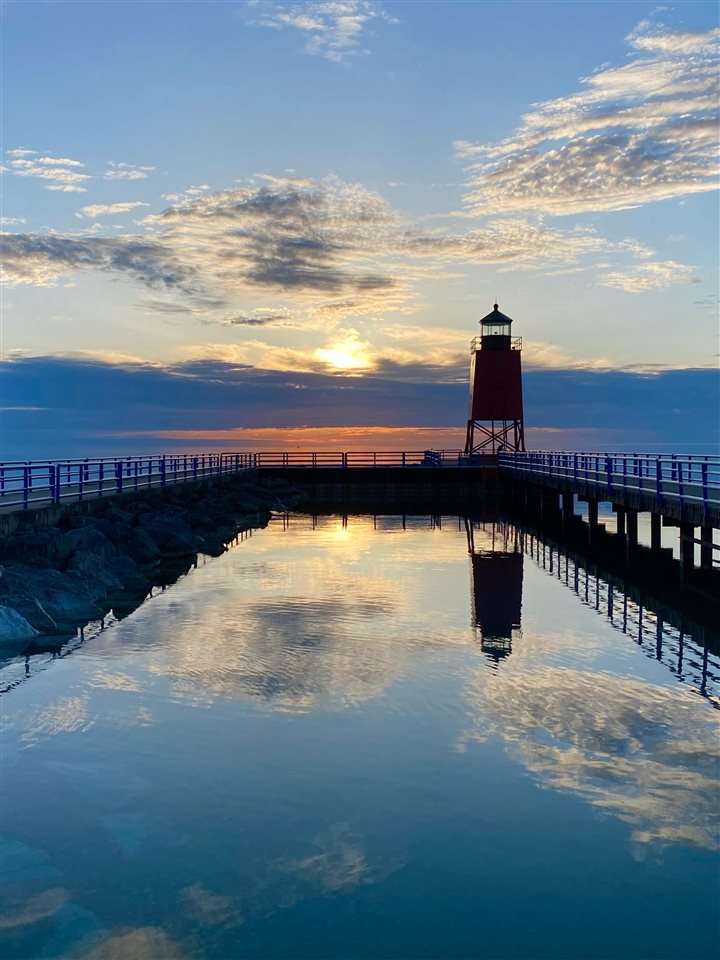 Charlevoix, Michigan 49720, United States, 3 Bedrooms Bedrooms, ,2 BathroomsBathrooms,Residential,Active,144375