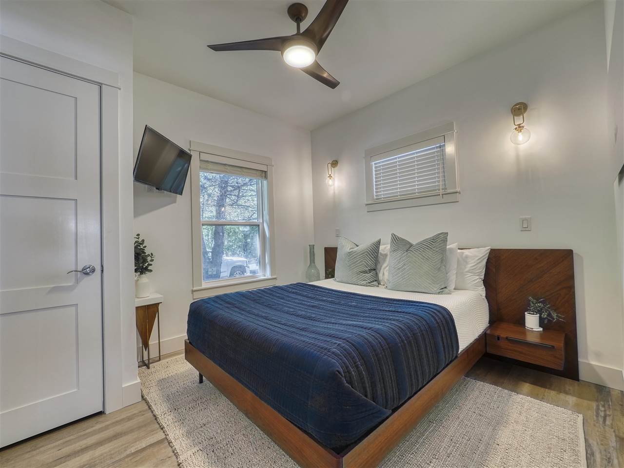 Charlevoix, Michigan 49720, United States, 3 Bedrooms Bedrooms, ,2 BathroomsBathrooms,Residential,Active,144375