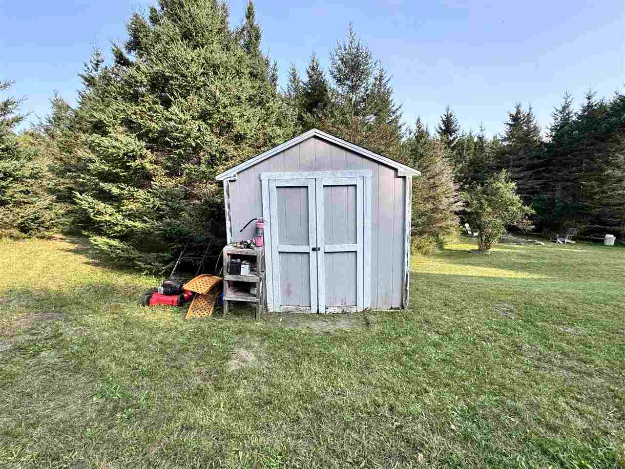 East Jordan, Michigan 49727, United States, 5 Bedrooms Bedrooms, ,2 BathroomsBathrooms,Residential,Active,206598