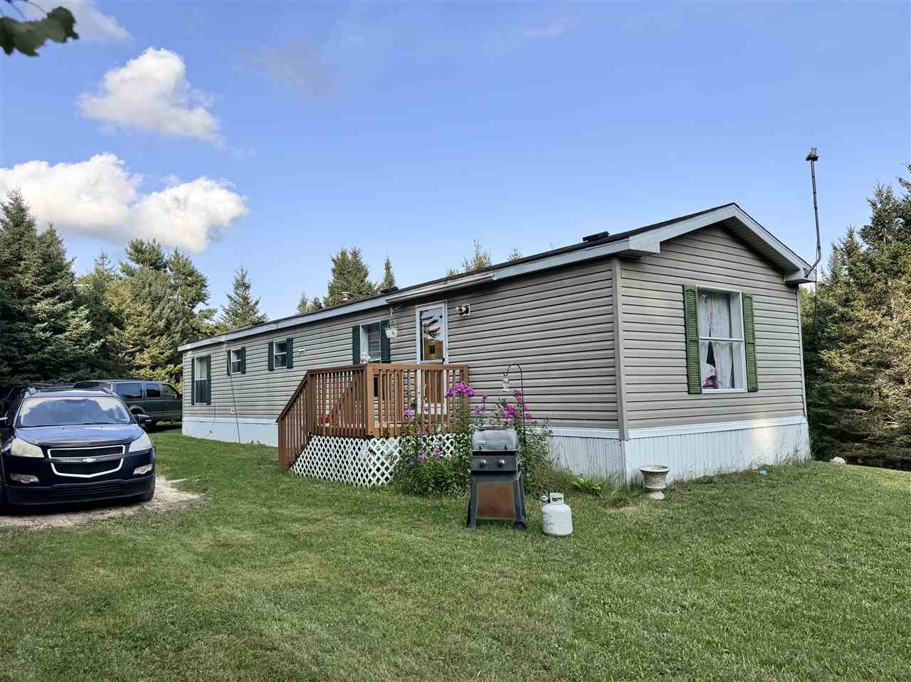 East Jordan, Michigan 49727, United States, 5 Bedrooms Bedrooms, ,2 BathroomsBathrooms,Residential,Active,206598