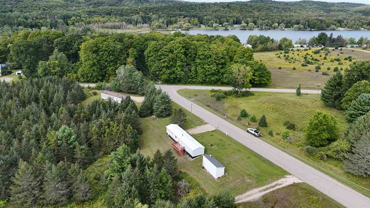 East Jordan, Michigan 49727, United States, 5 Bedrooms Bedrooms, ,2 BathroomsBathrooms,Residential,Active,206598