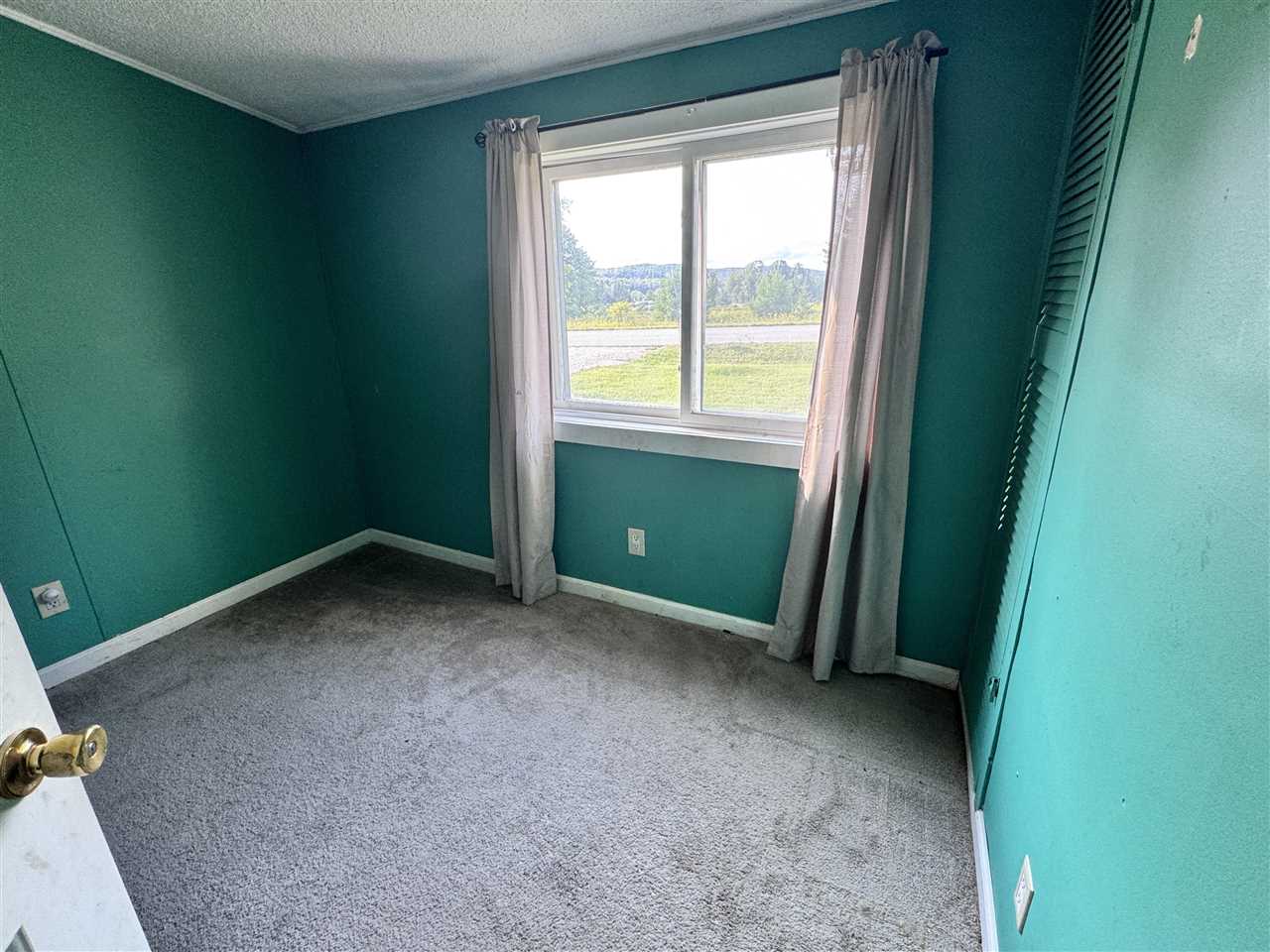 East Jordan, Michigan 49727, United States, 5 Bedrooms Bedrooms, ,2 BathroomsBathrooms,Residential,Active,206598