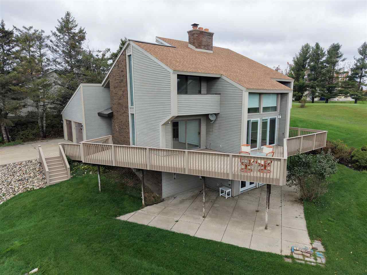 5388 Golfview Lane