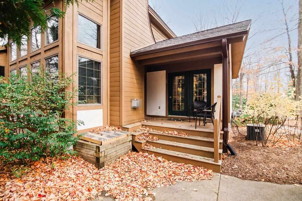 Boyne Falls, Michigan 49713, United States, 4 Bedrooms Bedrooms, ,4 BathroomsBathrooms,Residential,Active,103833