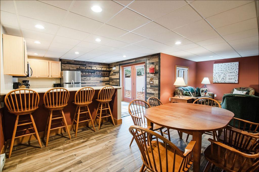 Boyne Falls, Michigan 49713, United States, 4 Bedrooms Bedrooms, ,4 BathroomsBathrooms,Residential,Active,103833