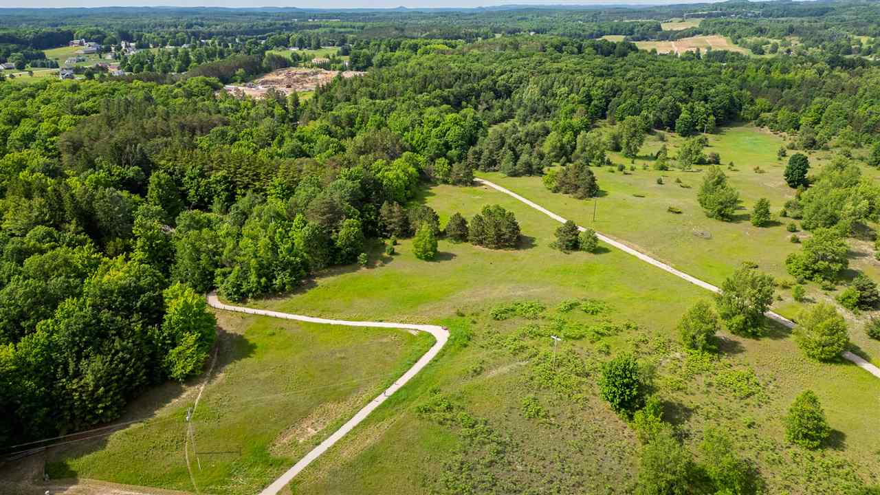 Traverse City, Michigan 49685, United States, 3 Bedrooms Bedrooms, ,2 BathroomsBathrooms,Residential,Active,195368