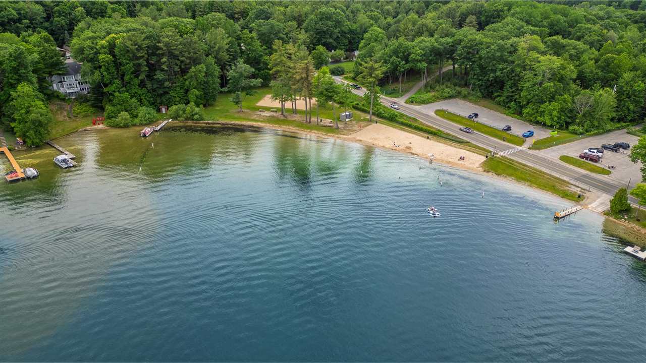 Traverse City, Michigan 49685, United States, 3 Bedrooms Bedrooms, ,2 BathroomsBathrooms,Residential,Active,195368