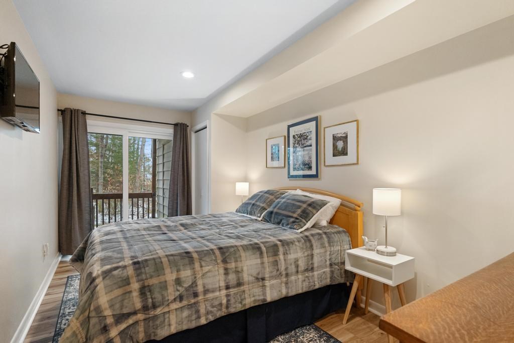 Petoskey, Michigan 49770, United States, 1 Bedroom Bedrooms, ,1 BathroomBathrooms,Residential,Active,241297